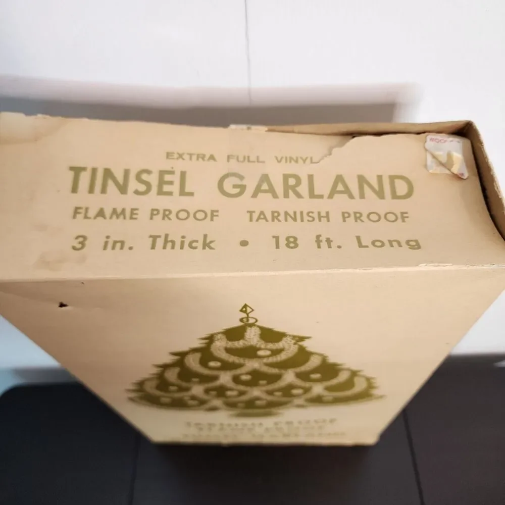BRAND NEW VINTAGE 18' FT. LONG TINSEL GARLAND‎ MR. CHRISTMAS Silver  1970